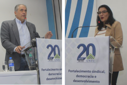 Fotos Montagem Zaratini Juliana JE 27 2 450x300px