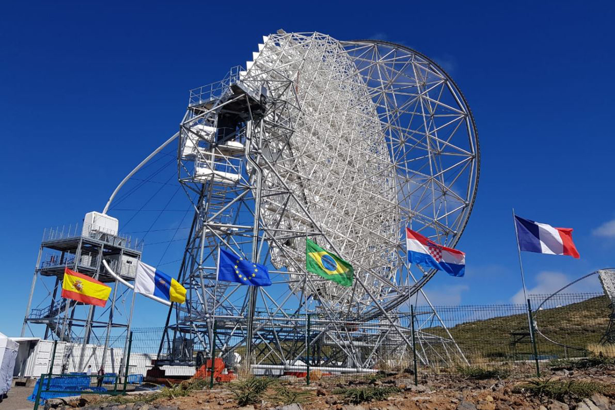 O primeiro telescópio do CTA tem cerca de 23 metros de diâmetro e está instalado no território espanhol das Ilhas Canárias. Foto: Divulgação