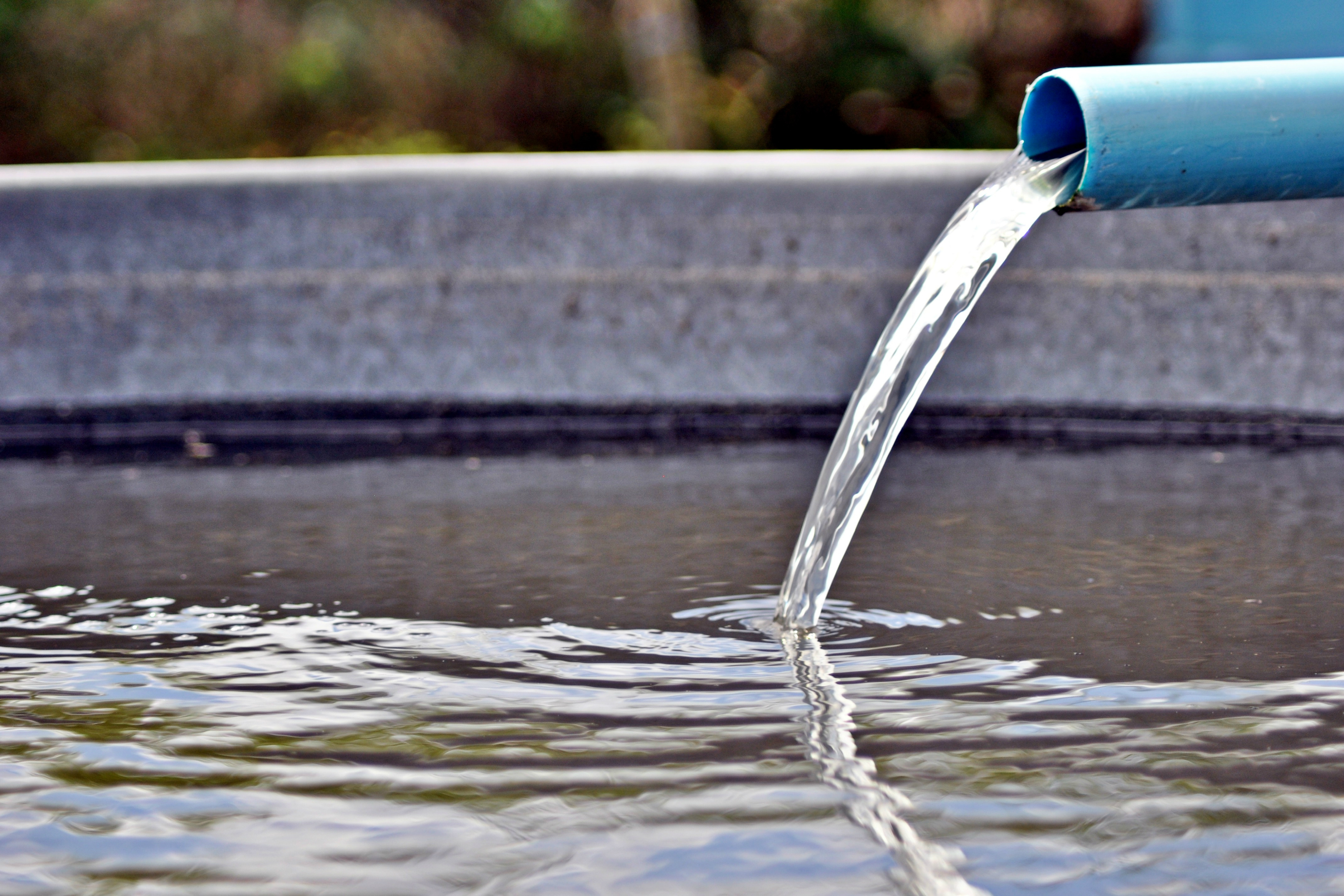 Irrigar o solo com água de reuso aumenta a matéria orgânica. Foto: Insa