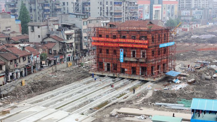 Prêdio Hankou Yiong Fire Association movido por 90 metros