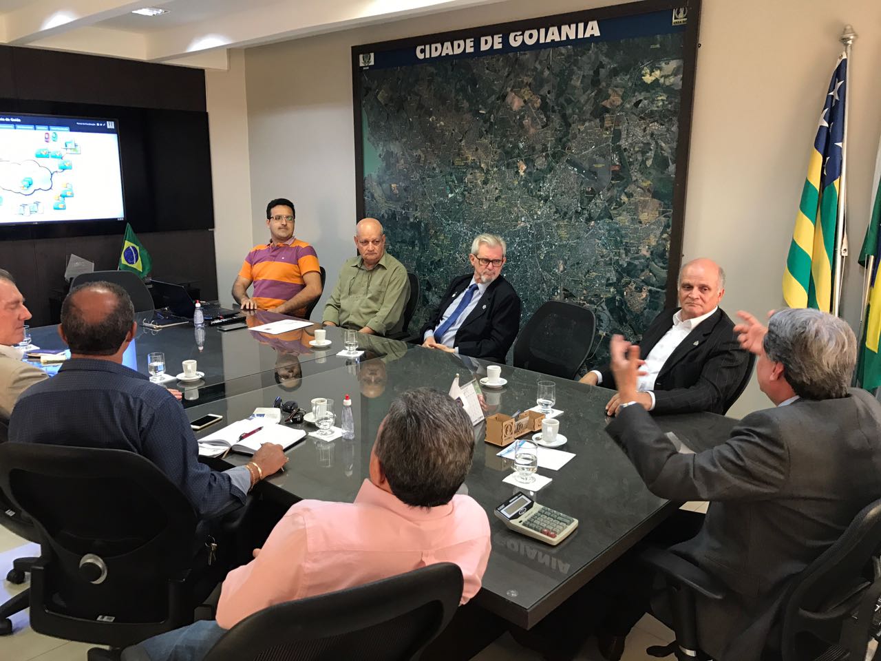 Recursos tecnológicos para a fiscalização em pauta. Foto: Paula Bortolini