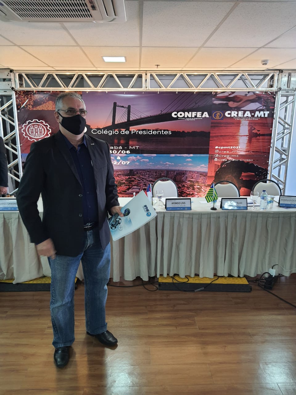 Abraham, diretor administrativo da FNE, na reunião dos presidentes do CREA