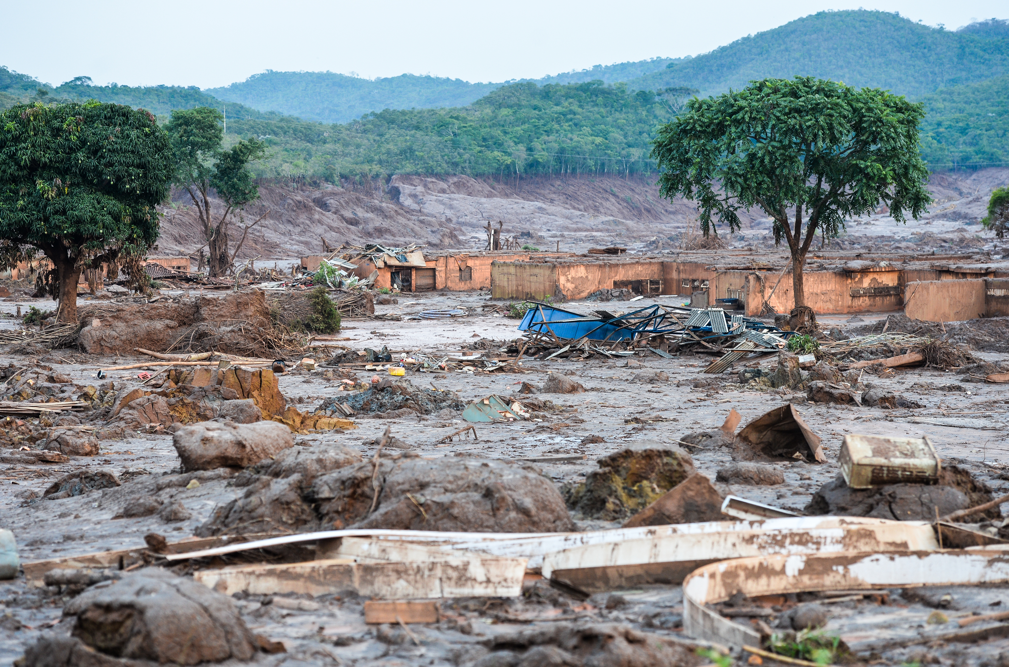 Lama e destruição após rompimento da Barragem do Fundão em Mariana (MG). Antonio Cruz/ Agência Brasil