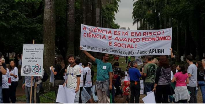 Marcha da Ciência em BH