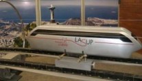 Trem de levitação magnética desenvolvido pela Universidade Federal do Rio de Janeiro (Imagem: Coppe/UFRJ)