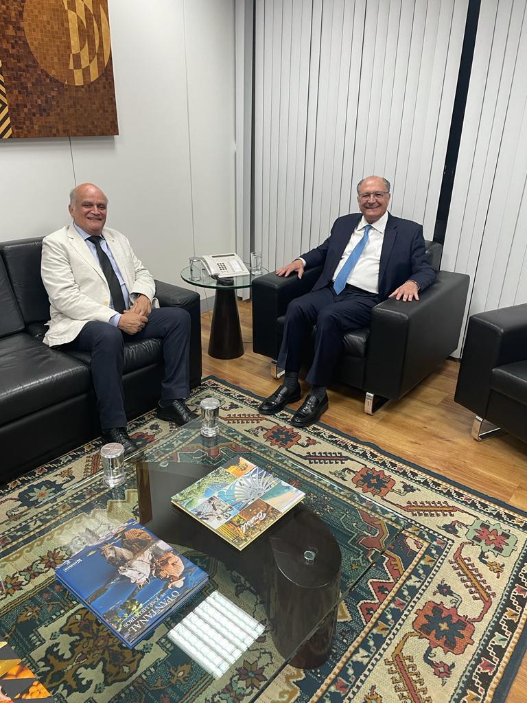 Murilo e Geraldo Alckmin no gabilente do vice-governador