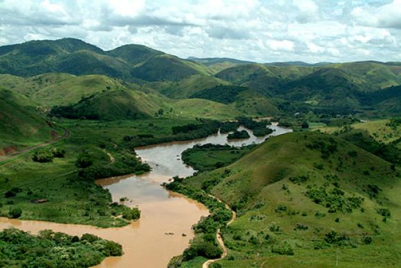 Rio Paraíba do Sul. Foto: Margi Moss.